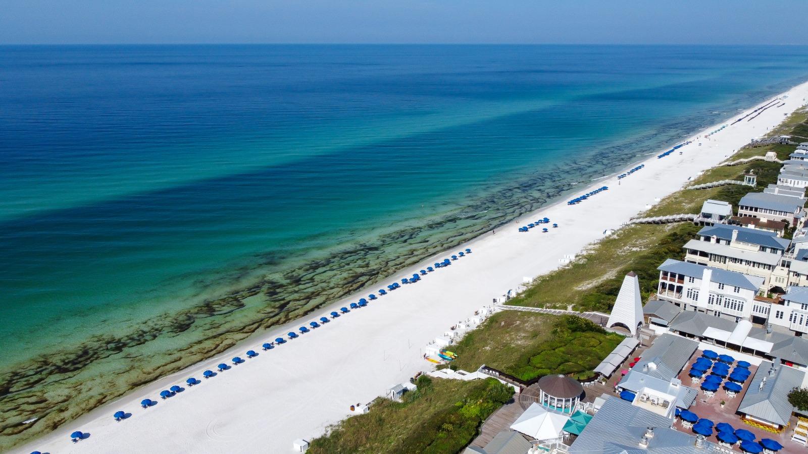 30A resorts along white-sand beaches with Gulf views and turquoise waters on Florida’s scenic Emerald Coast