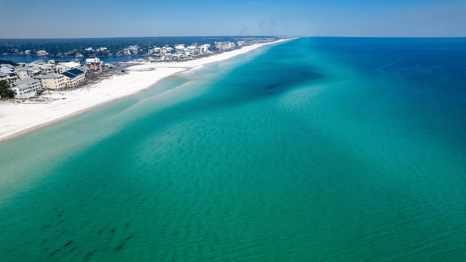 30A vacation rentals along white-sand beaches and the turquoise waters of Florida’s scenic Gulf Coast